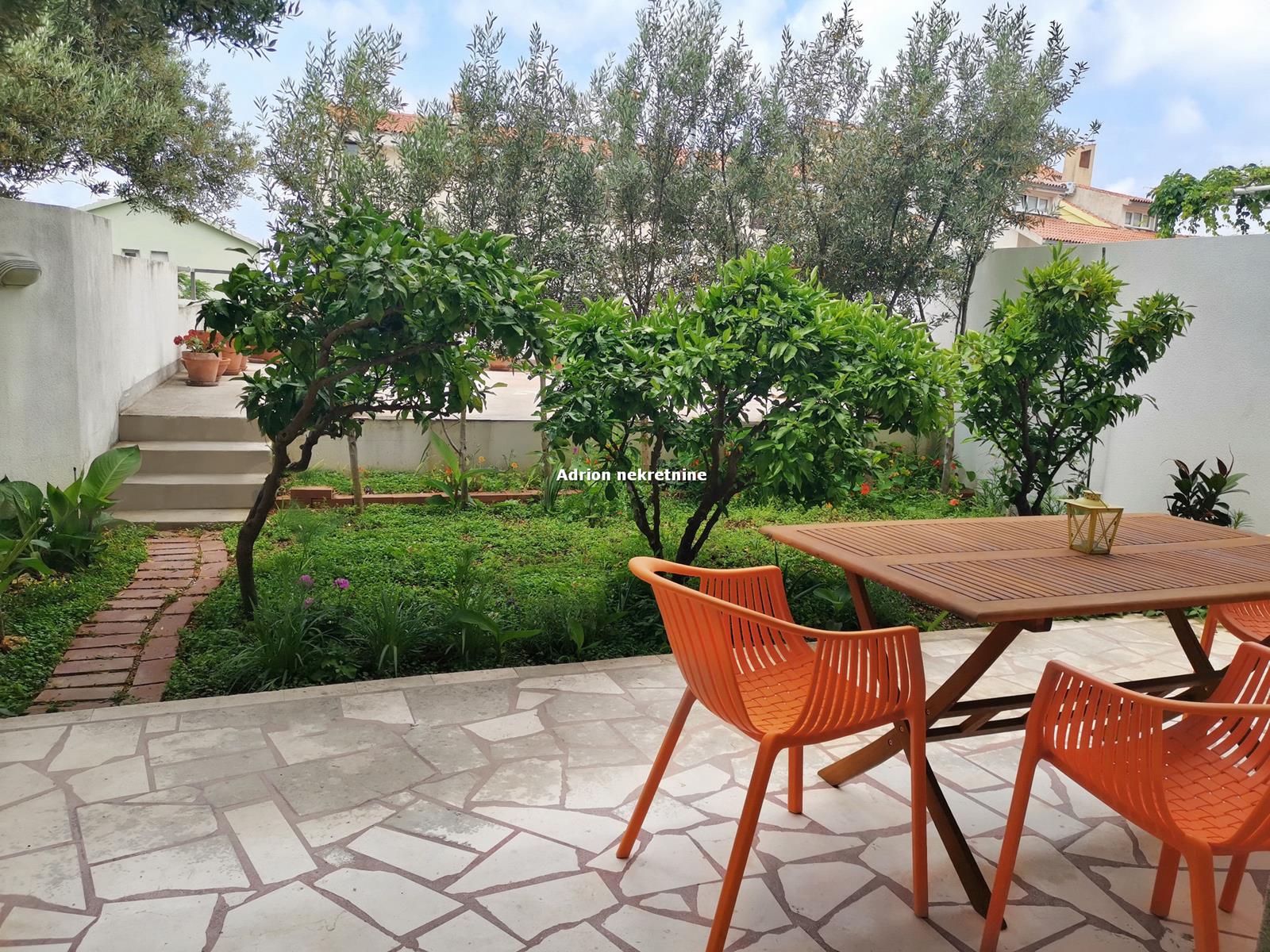 PROPERTY IN MAKARSKA 