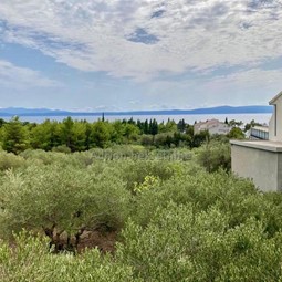 zemljište u Tučepi