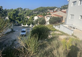 Nekretnine u Krvavici