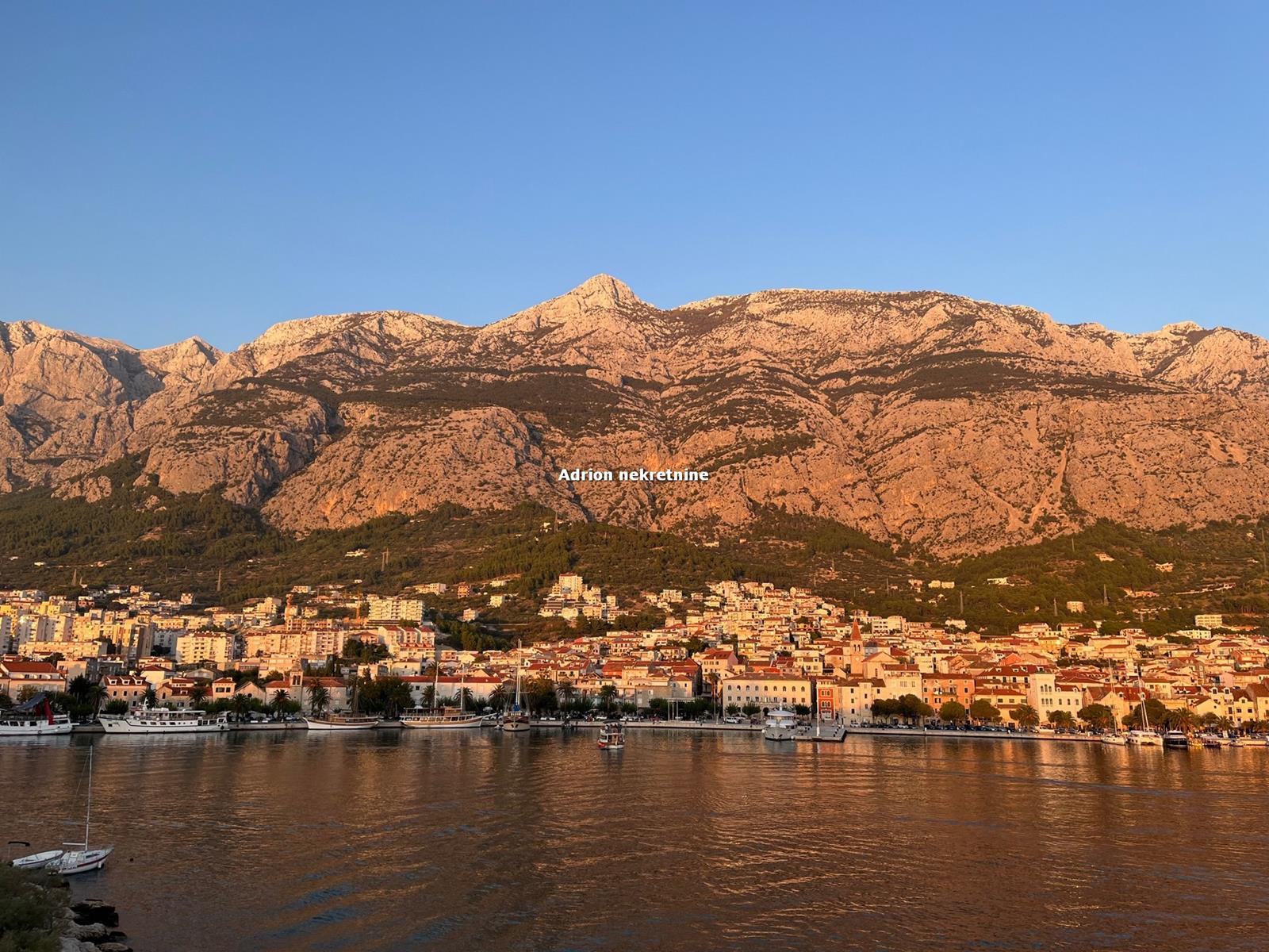 makarska town 