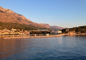 PROPERTY IN MAKARSKA