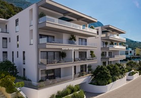 PROPERTY IN MAKARSKA