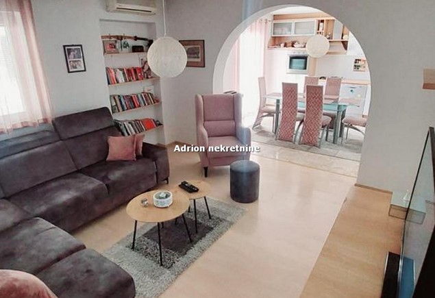 Two bedroom apartment in Makarska