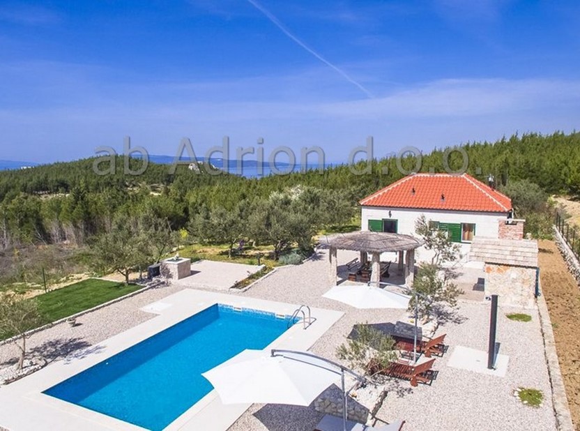 vila in Makarska